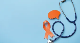 Agosto Laranja reforça conscientização sobre a esclerose múltipla