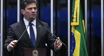 Justiça Eleitoral multa Moro em R$ 5 mil por uso irregular de IA