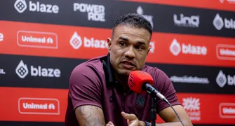 'Meu coração estava aqui', admite Roger sobre saída do Londrina