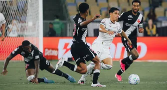 Vasco espera repetir façanha do ano passado contra o Fluminense