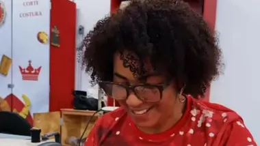 Ana Lúcia André viu seus ganhos aumentarem com os ajustes de roupas