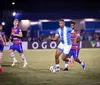 Atacante do Londrina se revolta com gol anulado pelo VAR: 'Linha torta'