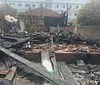 Incêndio destrói casa de madeira e ameaça imóveis na Vila Brasil