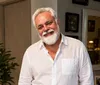 Régis Moreira faz sessão de autógrafos na Bienal do Livro de SP