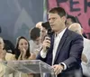 Tarcísio de Freitas é reeleito governador de São Paulo