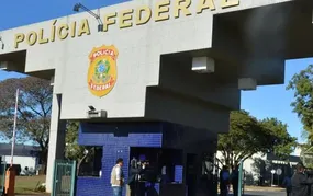 Delegados criticam afastamento de chefe da PF por decisão monocrática