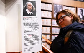 Poeta canadense ganha o Prêmio Nobel de Literatura