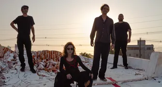 Abacate Contemporâneo leva seu swing rock a show gratuito