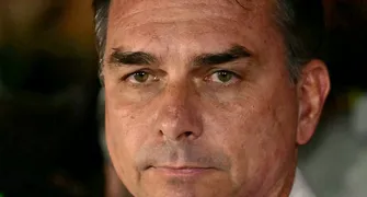 Autoridades argentinas negam entrada de Flávio Bolsonaro em seu território