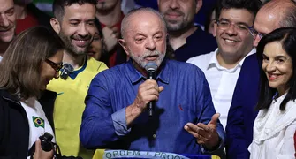 Brasileiros votaram para 'assegurar a democracia no país', diz Lula
