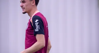 Corinthians tenta encerrar série de oito derrotas contra o Vitória