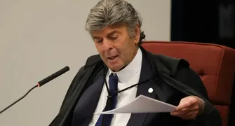 Fux vai relatar ação sobre idas da mulher de Moraes ao Senado