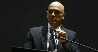 "Inconstitucional e ilegal", diz Moraes sobre investigação de Mendonça