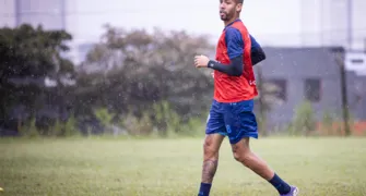 Invictos na Copa PR, Londrina e Paraná se enfrentam no VGD