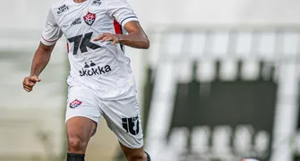 Londrina acerta com volante do Vitória por empréstimo