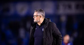 Londrina não suporta pressão e perde para o Vila Nova
