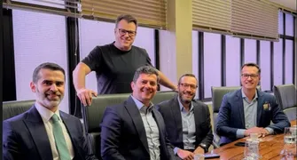 Moro retoma agenda e entra na campanha de Flávio Bolsonaro