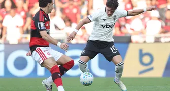 No clássico 400 da história, Flamengo vence o Botafogo