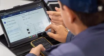 PR tem o menor atraso escolar do país no Ensino Médio, aponta Anuário da Educação Básica 2026