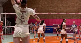 Sancor Londrina vence e segue 100% no Paranaense de Vôlei