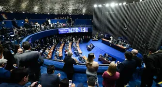 Senado aprova fim da escala 6x1