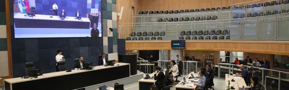 Imagem ilustrativa da imagem Em 1º turno, Câmara aprova orçamento de R$ 3,9 bi para 2027