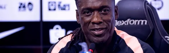 Imagem ilustrativa da imagem Seedorf chega ao Corinthians e chama elenco de 'leão ferido'