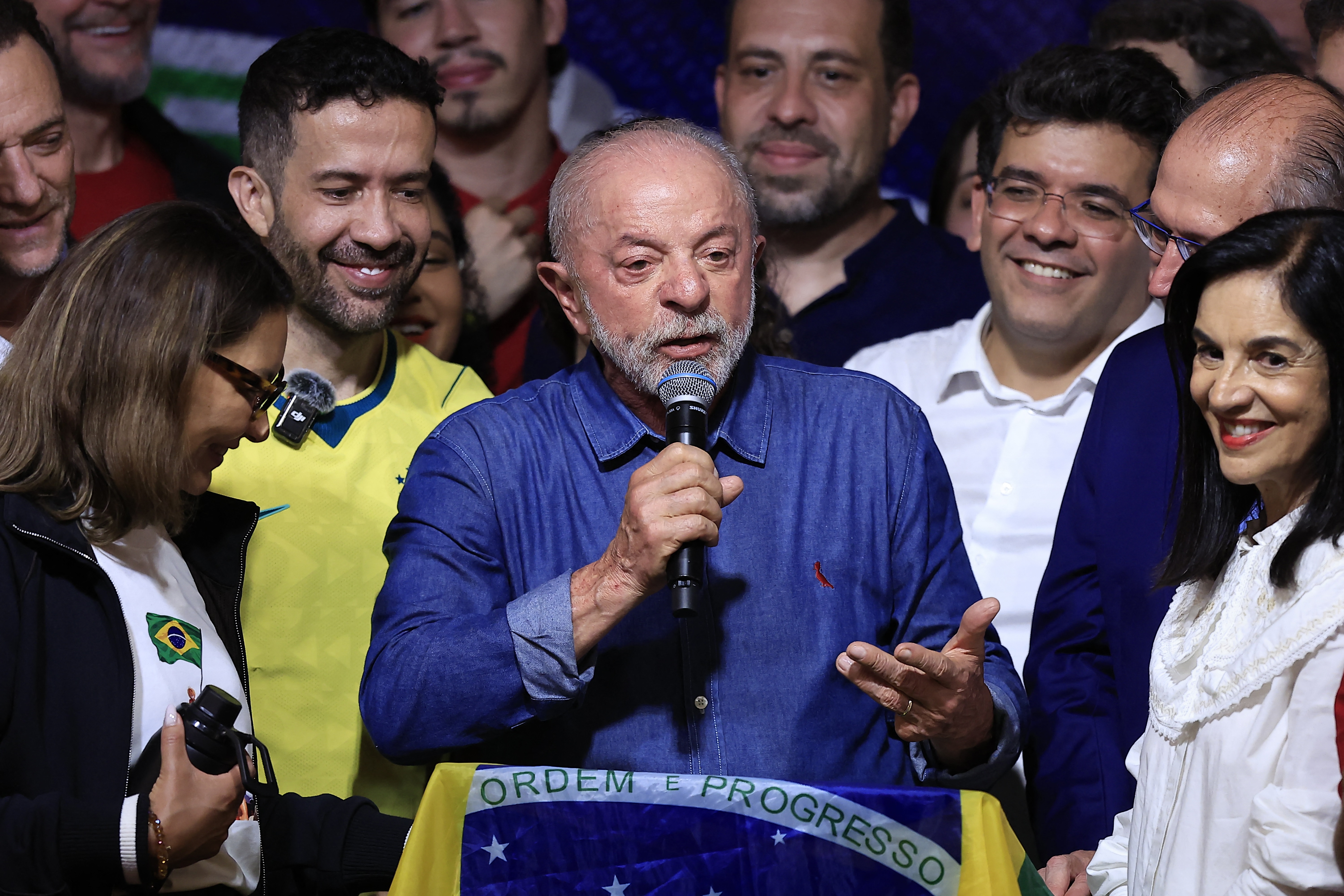 Brasileiros votaram para 'assegurar a democracia no país', diz Lula