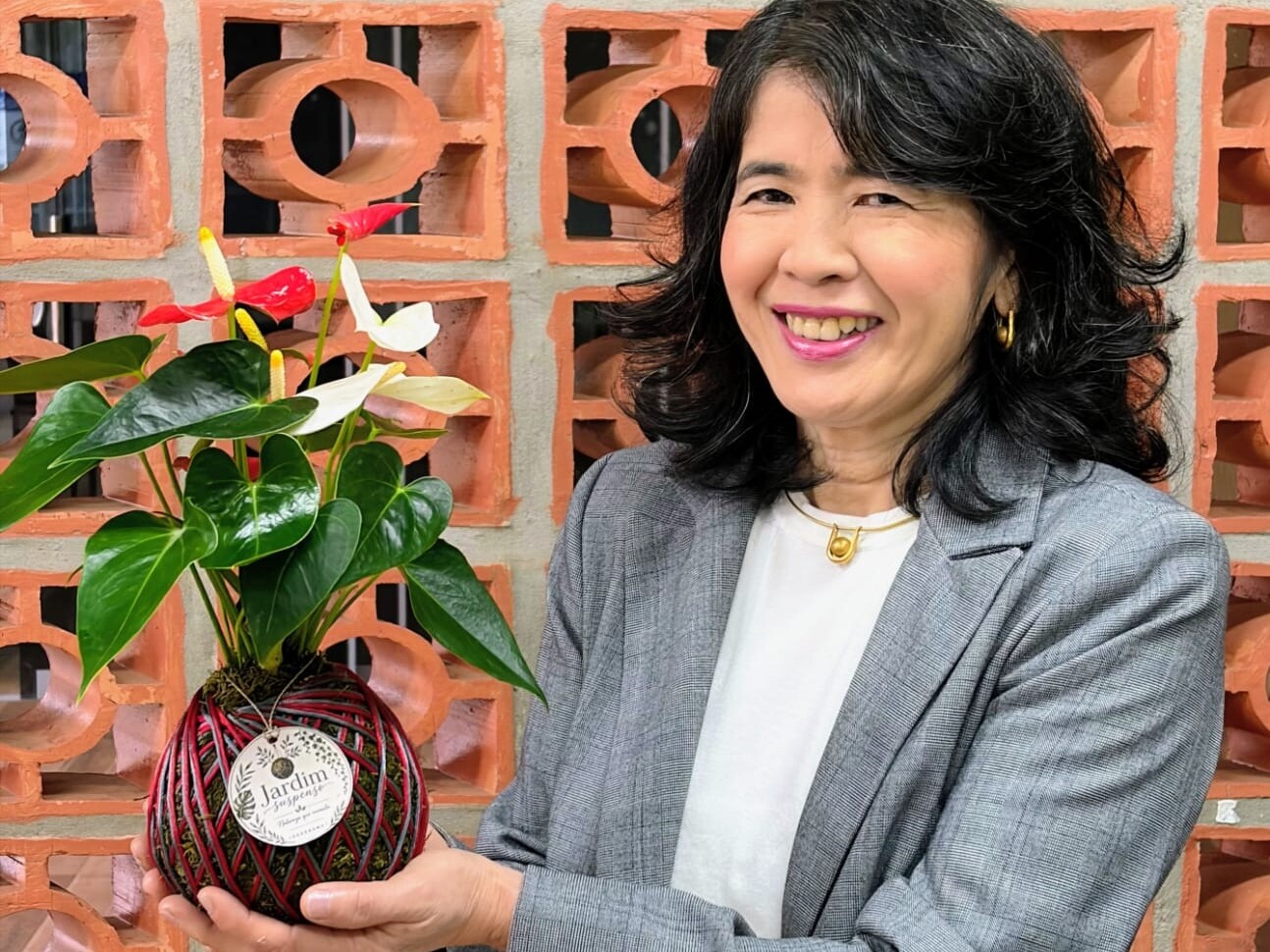 Exposição de kokedama, a técnica japonesa de jardinagem ancestral