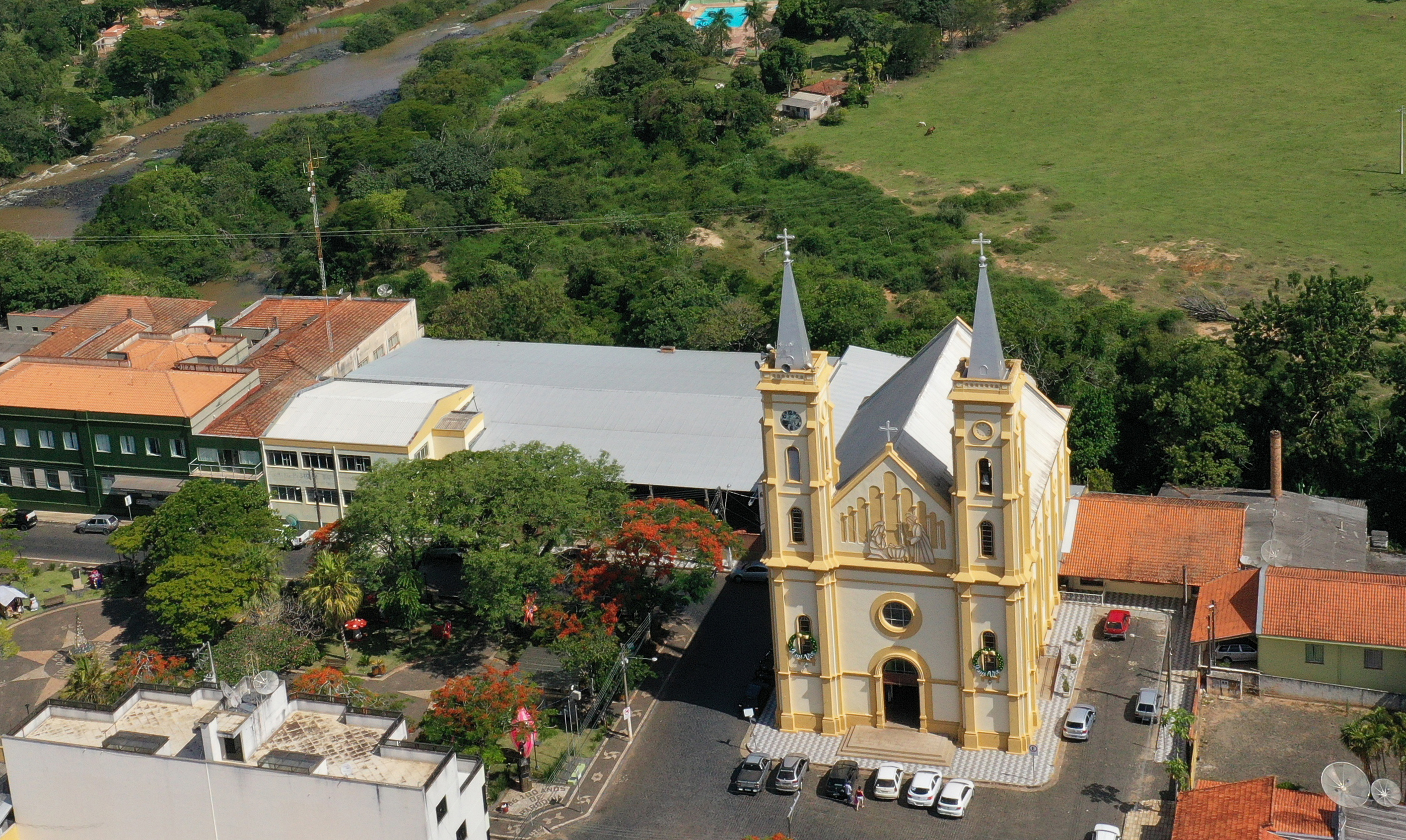 Igreja de Tomazina recebe título de Basílica Menor