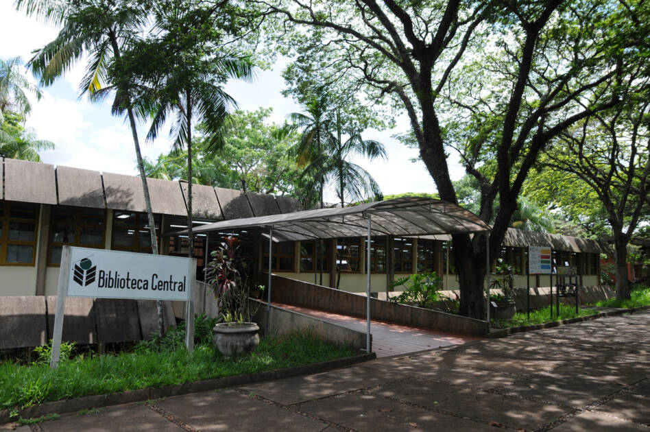 UEL retoma calendário acadêmico com aulas 100 não presenciais