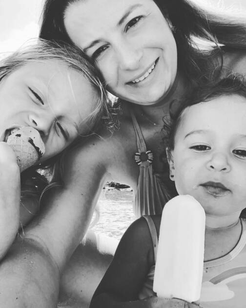 Tatiana com as filhas, Antonia e Luiza