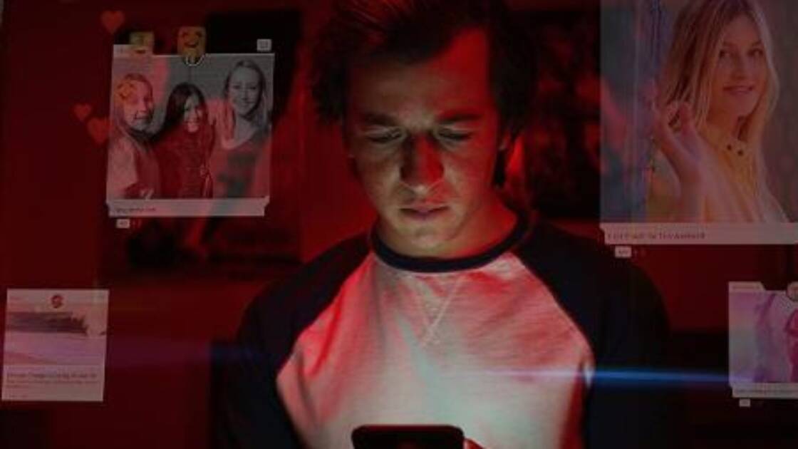 "O Dilema das Redes": filme que consegue, como poucos , mostrar a verdadeira cara das redes sociais sem paternalismos e munido de quantidade respeitável de informações