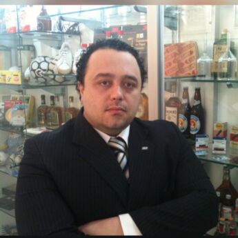 Rodolpho Ramazzini, advogado especializado no combate a fraudes, falsificações, contrabando e concorrência desleal e diretor da ABCF, relatou que, em 2020, houve crescimento no prejuízo relacionado à falsificação, contrabando, pirataria e mercado ilegal, na ordem de 20%.