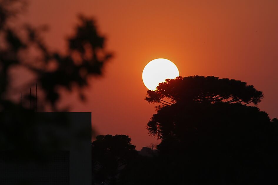 ‘Ola de calor’ no será tan intensa en Paraná, enfatiza Simepar |