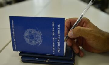 Supermercados abrem 177 vagas para dezembro