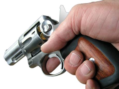 Moradora de rua é morta por homem após pedir R$ 1 em Niterói