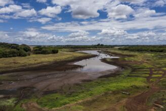 Reservatório da Represa Capivara atinge nível mais baixo da história