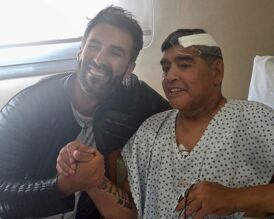 Polícia faz busca na casa de médico de Maradona