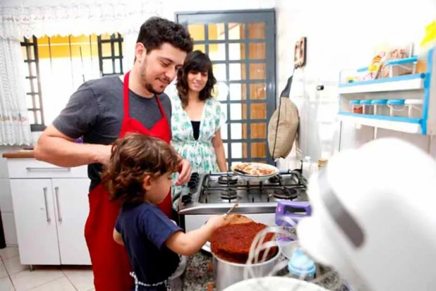 Juntos na rotina doméstica