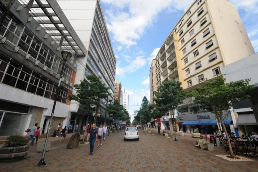 Descaracterizado, projeto de reurbanização do centro completa 40 anos