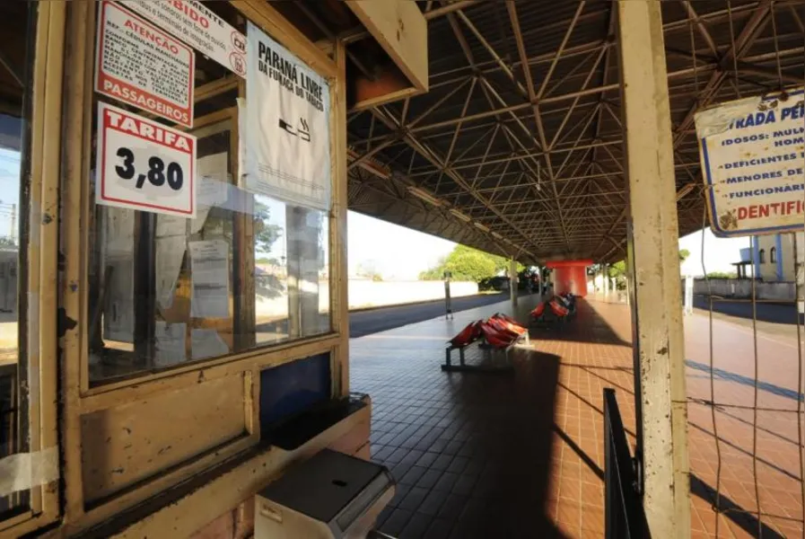 MOBILIZAÇÃO - Ato leva 15 mil às ruas de Londrina