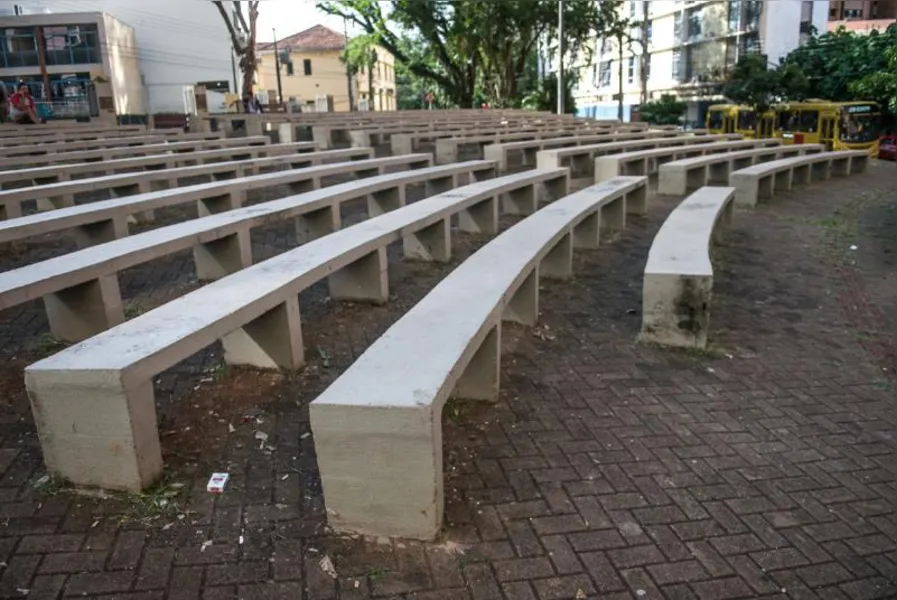 Uma sexagenária forte e moderna