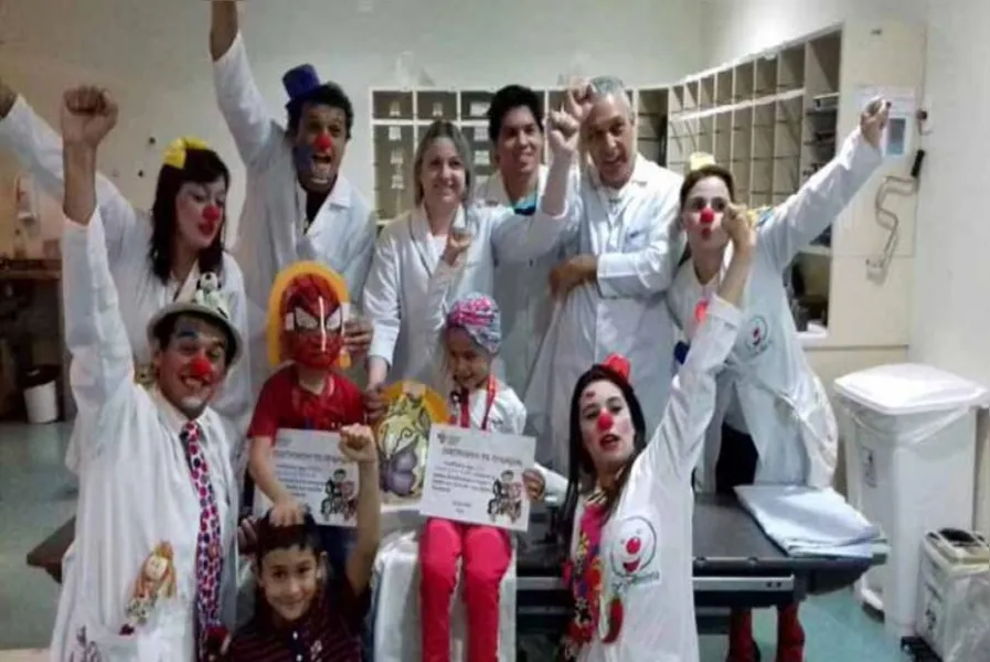 BOAS INICIATIVAS - Pequenos heróis