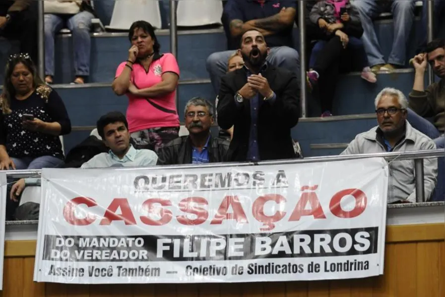 Câmara de Londrina abre Comissão Processante contra Boca Aberta