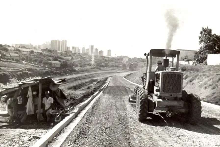 Via Expressa completa 40 anos