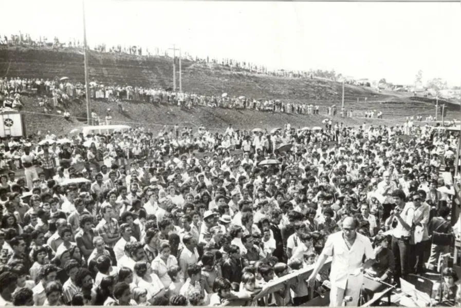 Via Expressa completa 40 anos
