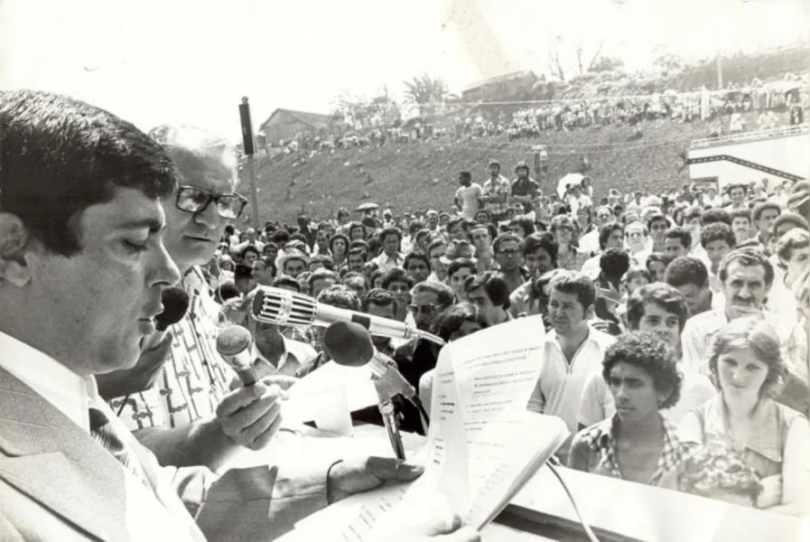 Via Expressa completa 40 anos
