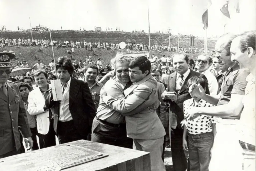Via Expressa completa 40 anos