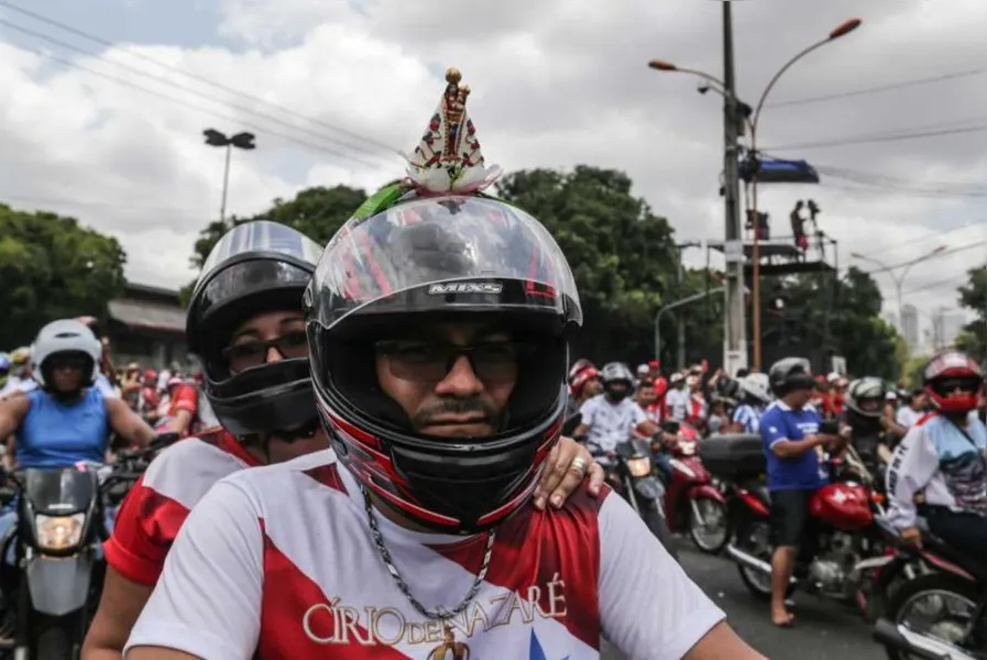 Um rio de gente, um mar de fé